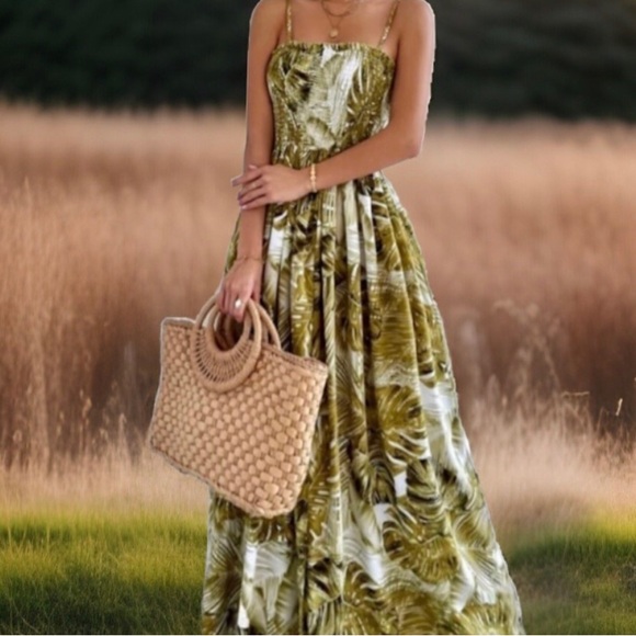 zeasty tropical palm print maxi dress with smocked bodice and slit. NEW Large - Picture 2 of 15